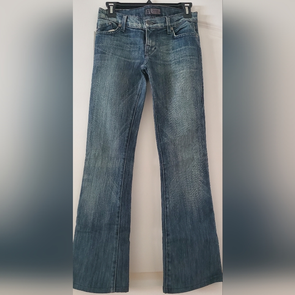 Rock Republic Bootcut Jeans with Stud Back Pockets - Size 25